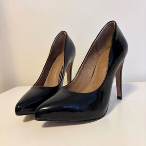 Corso Como Pointed Toe Stiletto High Heels Black Faux Patent Leather Womens US 6